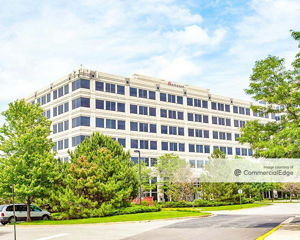 Windy Point I 1500 McConnor Pkwy, Schaumburg, IL Office Space